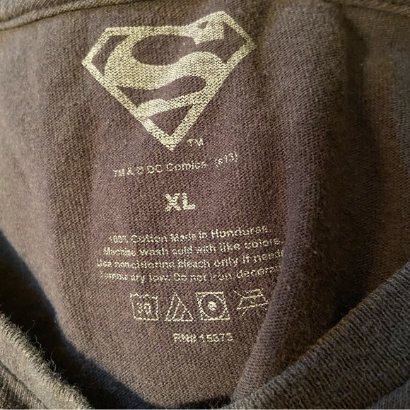 Superman T shirt features our Man Steel with clenched fist and jaw. Heroic! - Picture 2 of 4